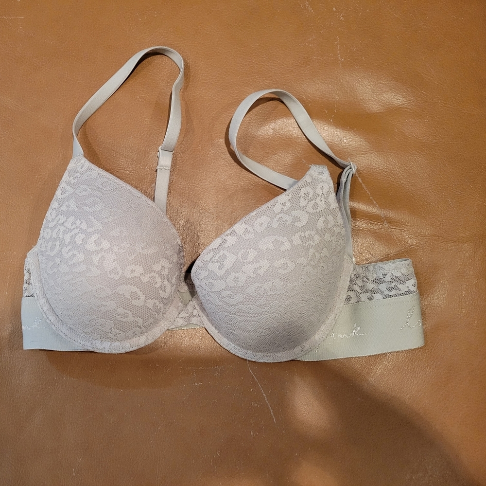 Vs pink bra
